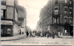 93 MONTREUIL SOUS BOIS - La Rue De La Revolution. - Montreuil