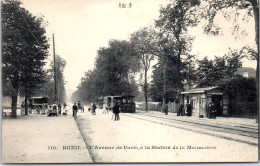 92 RUEIL MALMAISON - L'avenue De Paris Et La Station  - Rueil Malmaison