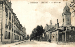 NEVERS L'HOPITAL ET RUE DE PARIS - Nevers