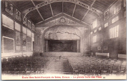 27 EVREUX - Ecole Libre, La Grande Salle Des Fetes. - Evreux