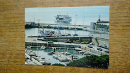 Royan , Le Port De Plaisance Et Le Port De Pêche - Royan