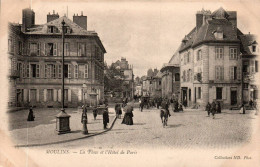 N°2192 W -cpa Moulins -la Place De L'hôtel De Paris- - Moulins