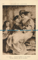 R017406 Postcard. Musee Du Louvre. P. P. Rubens. Helene Fourment And Her Childre - Monde