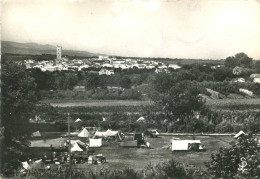 ARGELES Sur MER  = Vue Générale Sur Le Village Au 1er Plan , L'un Des Terrains ...      5865 - Argeles Sur Mer