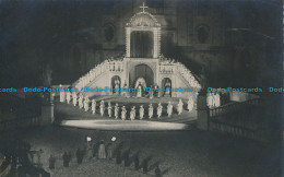 R016066 Old Postcard. Christmas Performance. By Night - Welt