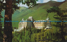 R016631 Banff Springs Hotel Showing Sulphur Mountain In The Background. Banff Na - Mondo