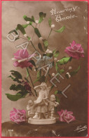 Heureuse Année - Statue De Trois Petits Enfants - Roses Et Gui - Nieuwjaar