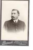 Photo CDV BUISARD à PARIS " Jules Berthet 1900 " - Personnes Anonymes