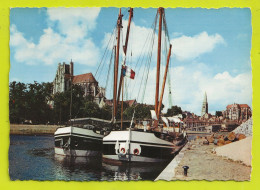 89 AUXERRE N°13 Les Bords De L'Yonne En 1958 Belles Péniches à Quai - Auxerre