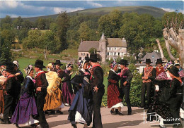 Folklore - Auvergne - Groupe Folklorique La Sagranière - Danses - CPM - Voir Scans Recto-Verso - Kostums