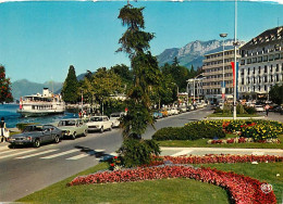 Automobiles - Evian Les Bains - Les Jardins De La Promenade Et L'embarcadère - Au Fond Les Mémises - Carte Neuve - CPM - - PKW