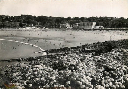 22 - Perros-Guirec - Plage Du Trestraou - Scènes De Plage - CPSM Grand Format - Voir Scans Recto-Verso - Perros-Guirec