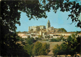 32 - Lavardens - Vue Générale - Ancien Village Fortifié - Château Du XVIIe Siècle - CPM - Voir Scans Recto-Verso - Other & Unclassified