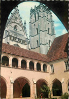 01 - Bourg En Bresse - Eglise De Brou - Le Cloitre - Carte Dentelée - CPSM Grand Format - Voir Scans Recto-Verso - Brou Church