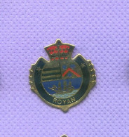 Rare Pins Ville De Royan Charente Maritime Blason J117 - Villes