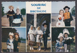 125440/ BRETAGNE, Enfants En Costumes Traditionnels, *Sourire De Bretagne* - Bretagne