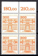 677 Burgen U.Schl. 300 Pf OR-Viererbl. ** Postfrisch - Unused Stamps