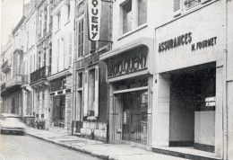 Montargis : Rue De Loing : Quemy Et Assurances Fournet (trace Papier Au Dos)     ///  Ref. Mai 24 ///  N° 29.655 - Montargis