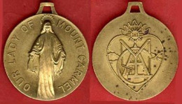 ** MEDAILLE   LADY  OF  MOUNT  CARMEL ** - Religion &  Esoterik