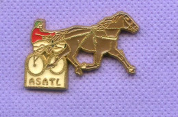 Rare Pins Course Hippique Chevaux Cheval Trot Asatl J187 - Other & Unclassified
