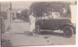 Ancienne Photographie Amateur / Années 1910-1920 / Personnes Dans Une Voiture - Automobiles