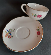 Lot 1 - 1 Tasse En Faïence De DIGOIN SARREGUEMINES, Oiseau De Paradis. Bon état. Fleurs Identiques Sur Tasse Et Soucoupe - Tasas