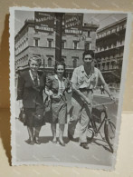 Italia Foto Roma Street Scene 1947. Advertising Mobili Babusci COLA DI RIENZO - Europe