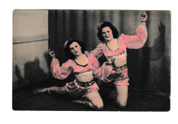 Photo Carte De 2 Danseuses - Danse, Spectacle,...EUPEN ( B374) - Danse