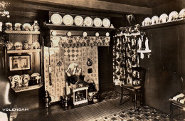 Volendam Home Look Of An Interior Delft Tiles Real Photo Postcard Ca 1920 - Volendam