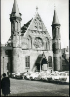 1962 REAL PHOTO DELFT CHURCH THE HAGUE HOLLAND NETHERLANDS DUTCH CARS VOITURES VW OPEL CITROEN DS AT253 - Places