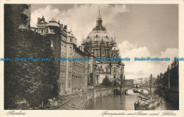 R016981 Berlin. Spreepartie Mit Dom Und Schloss - Welt