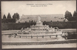 Versailles  - Bassin De Latone Et Le Château - Versailles