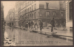 Paris - La Grande Crue De La Seine (Janviér 1910) Passerelles Pour Circulation - Animée - La Crecida Del Sena De 1910