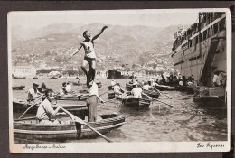 Madeira - Mergulhanca - Local Rowingboats Selling Stuff To Passengers Of Packet Boat - Animated, Animé - Madeira