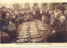 *CPA - 34 - AGDE - La Vente Du Poisson, Place De La Mairie - Pas Courante - Agde