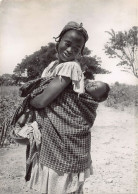 Sénégal - Maman Sénégalaise - TAILLE DE LA CARTE POSTALE 15 Cm. Par 10 Cm. - POSTCARD SIZE 15 Cm. By 10 Cm. (5.9 In By 3 - Senegal