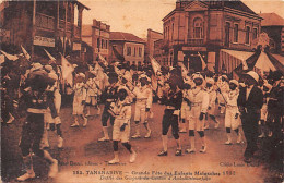 Madagascar - TANANARIVE - Grande Fête Des Enfants Malgaches En 1932 - Défilé Des Garçons Du Canton D'Ambohitrimanjaka -  - Madagaskar