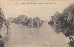 Vietnam - Baie D'Along - Rochers Devant La Grande Grotte - Ed. P. Dieulefils 508 - Vietnam