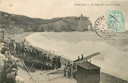 76* ETRETAT Plage Par Gros Temps      MA108,1119 - Etretat