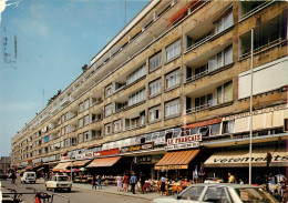 59* VALENCIENNES  La Place D Armes  (CPM 10x15cm)     RL18,0301 - Valenciennes