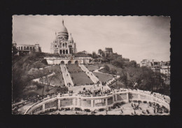 CPSM Dentelée - 75 - Paris - La Basilique Du Sacré-Coeur Et L'escalier Monumental - Circulée - Sacré Coeur