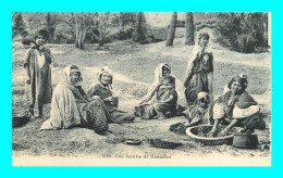 A908 / 359 Algerie Une Famille De Nomades - Altri & Non Classificati