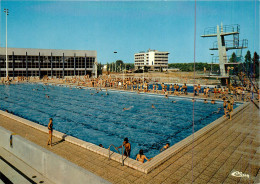 71* MACON  La Nouvelle Piscine  (CPM 10x15cm)     RL18,0889 - Macon