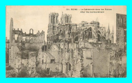 A908 / 011 51 - REIMS Cathedrale Dans Les Ruines - Guerre 1914 - Reims