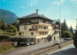 74* MEGEVE  Hotel « les Pres Fleuris »  (CPM 10x15cm)      RL18,1257 - Megève