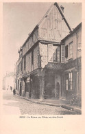 89 SENS   La Maison Aux Piliers Rue Jean Cousin  (Scan R/V) N° 39 \MR8003 - Sens