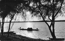 SENEGAL Pirogue Sur La Rivière édition Printania Dakar  (Scan R/V) N° 79 \MR8001 - Senegal