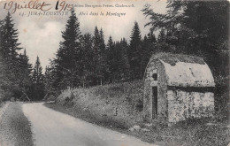 39  Un Buron Dans La Montagne  édition Bougeois à Chalon  (Scan R/V) N° 48 \MR8000 - Autres & Non Classés