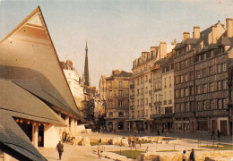76 ROUEN  Place Du Vieux Marché    (scanR/V)   N° 16  MR8007 - Rouen