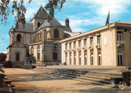 40   DAX     Cathédrale Et Mairie (Scan R/V) N°   14   \MR8024 - Dax